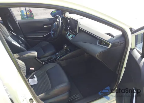 2021 Toyota Corolla Xse z USA, uszkodzony, nr VIN 5YFT4MCE5MP097787